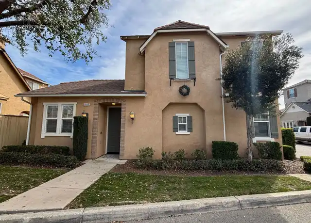 Property at 3805 Vermont Ln, Clovis, CA, 93619, 3 beds, 3 baths, [object Object]