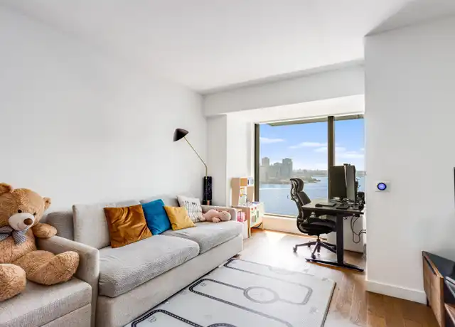 Property at 99 Hudson St #2812, Jersey City, NJ, 07302, 2 beds, 2 baths, [object Object]