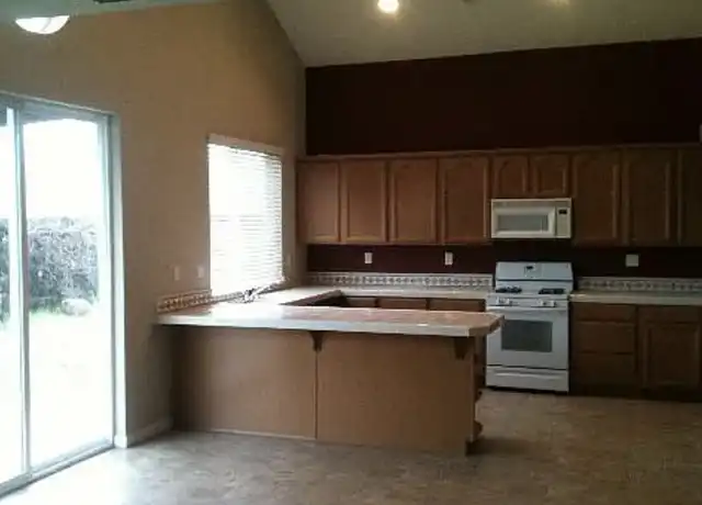 Property at 181 Royal River Dr, Yuba City, CA, 95991, 3 beds, 2.5 baths, [object Object]