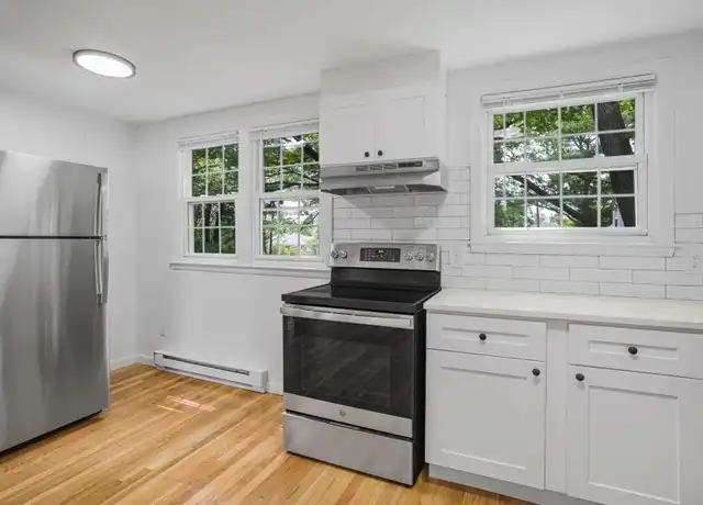 Property at 507 Main St, Walpole, MA, 02081, 2 beds, 1 bath, [object Object]