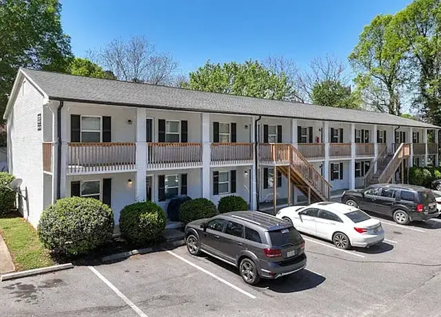 Photo of 2090 Cole Rd SE, Winston-Salem, NC 27107