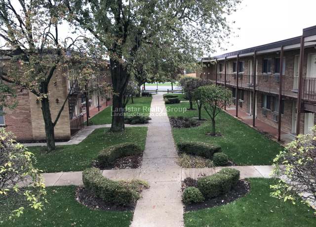 Photo of 8504 Waukegan Rd Unit 10, Morton Grove, IL 60053