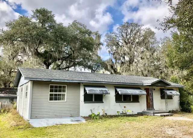Property at 5039 Studio Dr, Zephyrhills, FL, 33542, 5 beds, 1 bath, [object Object]