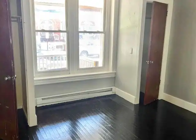 Property at 731 W Green St Unit 1, Allentown, PA, 18102, 1 bed, 1 bath, [object Object]