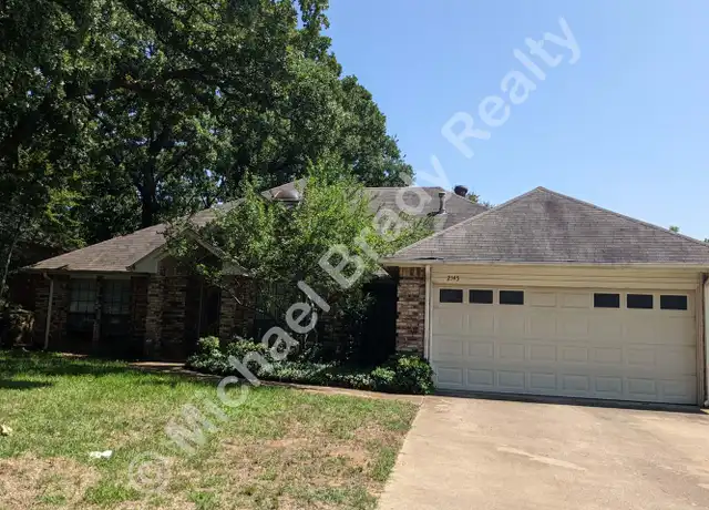 Property at 2145 N Aspenwood Dr, Grapevine, TX, 76051, 3 beds, 2 baths, [object Object]
