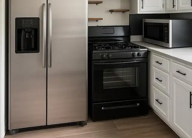 Property at 4916 Barkbridge Trl, Austin, TX, 78744, 1 bed, 1 bath, [object Object]