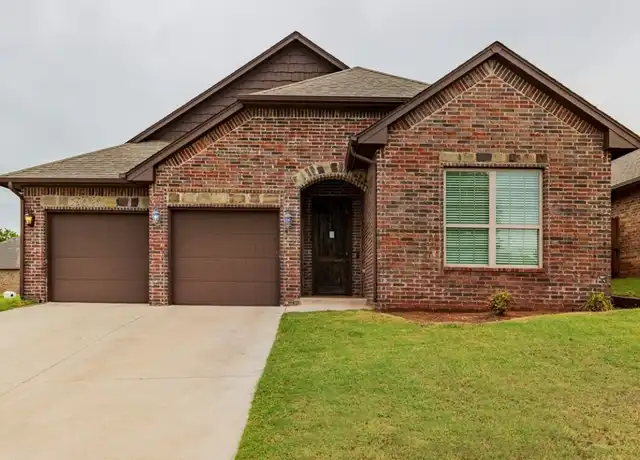 Property at 600 Irish Ln, Yukon, OK, 73099, 3 beds, 2 baths, [object Object]