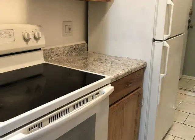 Property at 3825 N Pine Grove Ave #302, Chicago, IL, 60613, 2 beds, 1.5 baths, [object Object]