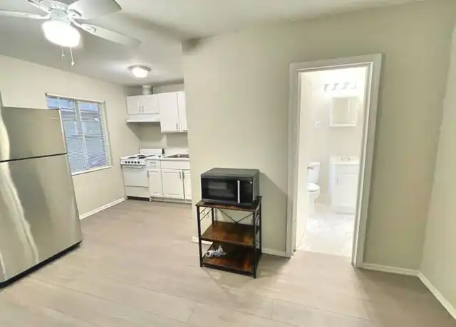 Property at 921 S 35th Ave Unit 4-B, Phoenix, AZ, 85009, 0 beds, 1 bath, [object Object]