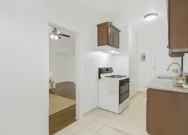 Property at MKM Westwood, LLC - 401 S Kenmore Ave, Los Angeles, CA, 90020, 0 beds, 1 bath, [object Object]