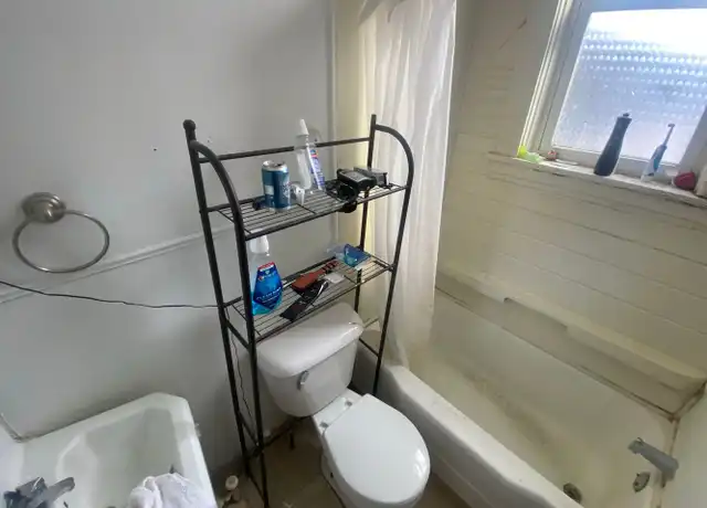 Property at 112 S 14th Ave E #2, Duluth, MN, 55805, 0 beds, 1 bath, [object Object]