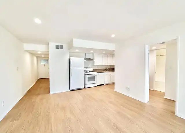 Property at 616 Sunfish Way, Port Hueneme, CA, 93041, 2 beds, 2 baths, [object Object]