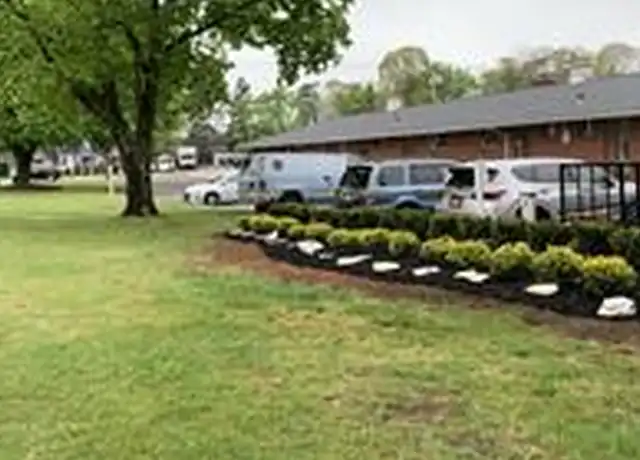 Property at 399 Smithtown Blvd Unit 8, Lake Ronkonkoma, NY, 11779, 1 bed, 1 bath, [object Object]