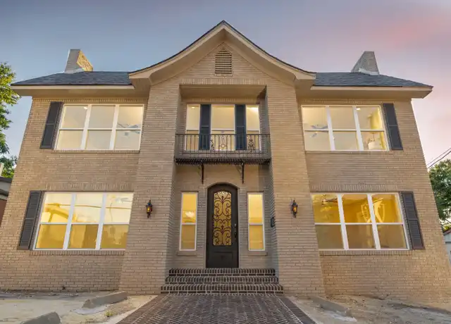 Property at 321 S Bois D Arc Ave Unit 2, Tyler, TX, 75702, 2 beds, 1 bath, [object Object]