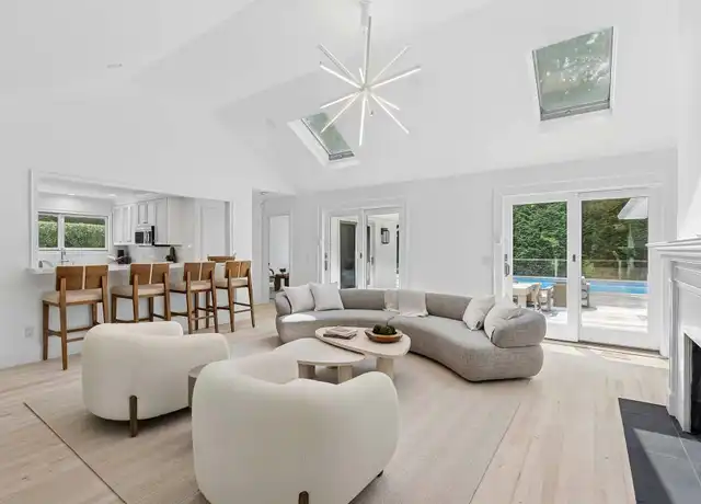 Property at 138 Sea Farm Ln, Bridgehampton, NY, 11932, 6 beds, 4 baths, [object Object]