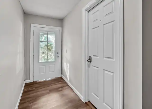 Property at 2028 Sheridan St, Jacksonville, FL, 32207, 1 bed, 1 bath, [object Object]
