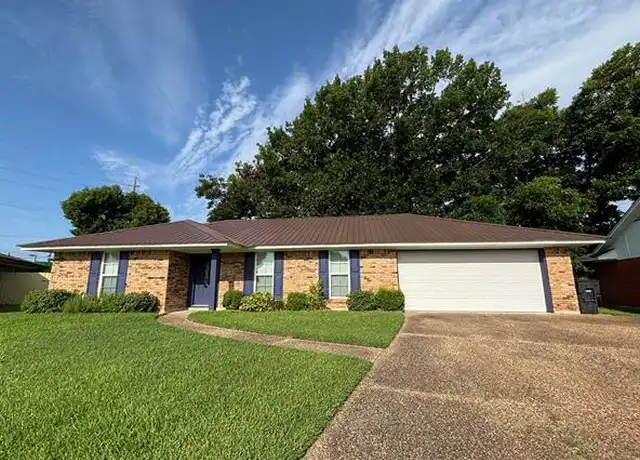 Property at 425 Plaza Cir, Bossier City, LA, 71111, 3 beds, 2.5 baths, [object Object]