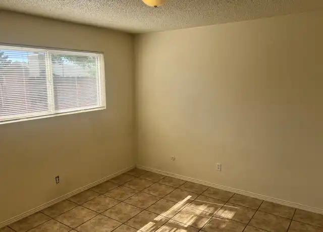 Property at 10104 Comanche Rd NE Unit D, Albuquerque, NM, 87111, 3 beds, 2 baths, [object Object]