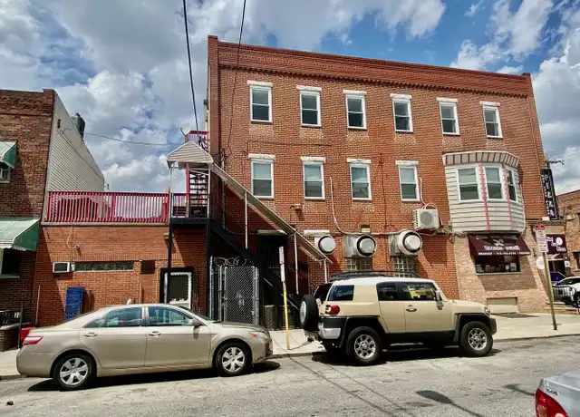 Property at 2240 S 11th St Unit 3rd Flr, Philadelphia, PA, 19148, 1 bed, 1 bath, [object Object]