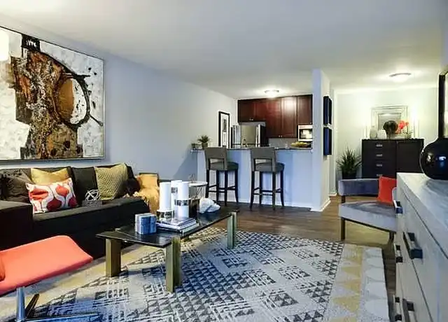 Property at Merriam Park Apartments - 1880 Marshall Ave, Saint Paul, MN, 55104, 2 beds, 1 bath, [object Object]