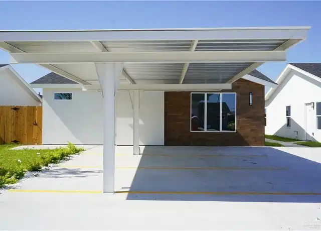 Property at 2113 E San Andrea St Unit 3, Edinburg, TX, 78542, 2 beds, 2 baths, [object Object]