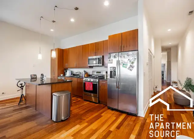 Property at 1354 W Augusta Blvd #302, Chicago, IL, 60642, 3 beds, 2 baths, [object Object]