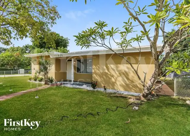Property at 530 S 28th Ave, Hollywood, FL, 33020, 4 beds, 2 baths, [object Object]
