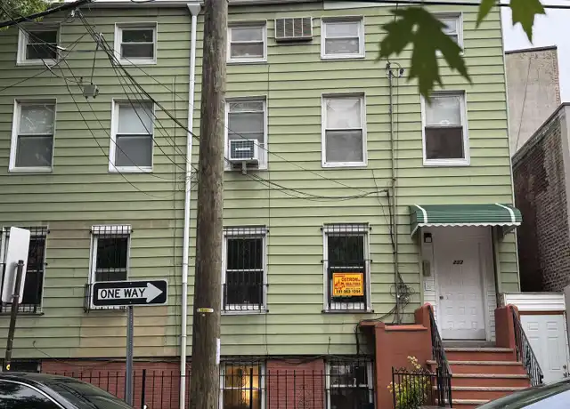 Property at 235 Barrow St #2, Jersey City, NJ, 07302, 3 beds, 2 baths, [object Object]