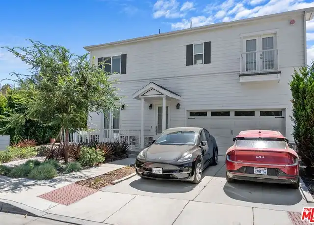 Property at 4227 Ince Blvd Unit B, Culver City, CA, 90232, 1 bed, 1 bath, [object Object]