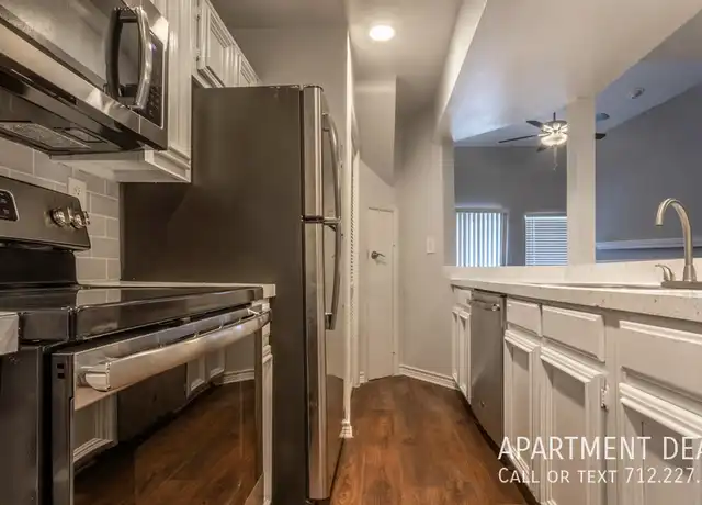 Property at 306 Woerner Rd Unit 1000, Houston, TX, 77090, 1 bed, 2 baths, [object Object]