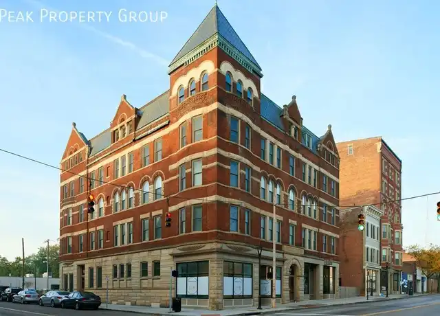 Property at 975 E McMillan St Unit 403, Cincinnati, OH, 45206, 2 beds, 1 bath, [object Object]