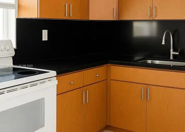 Property at 16103 NE 19th Ct Unit 3, North Miami Beach, FL, 33162, 2 beds, 1 bath, [object Object]