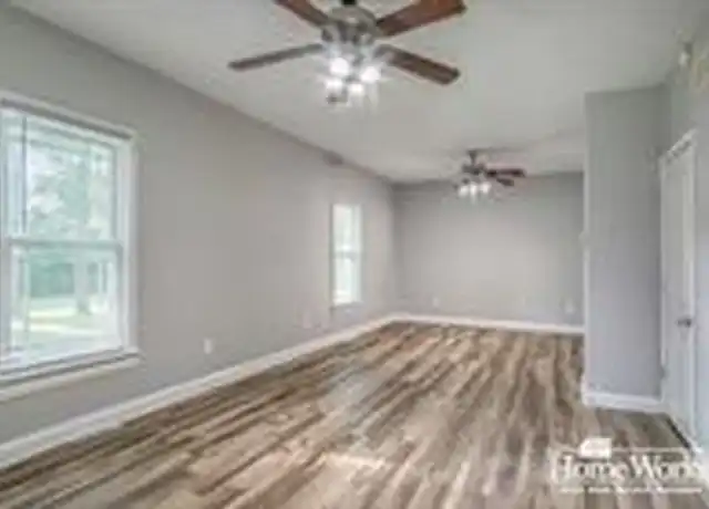 Property at 415 E 16th St Unit A-1, Mishawaka, IN, 46544, 3 beds, 1 bath, [object Object]