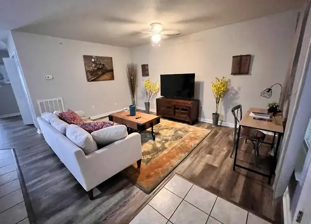 Property at 3500 Clover Rd Unit 208, Chesapeake, VA, 23321, 1 bed, 2 baths, [object Object]
