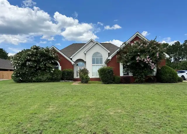 Property at 1907 Hollybrooke Ln, Prattville, AL, 36066, 3 beds, 2 baths, [object Object]