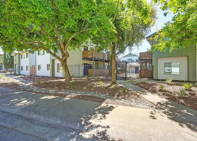 Photo of 7870 Locher Way, Citrus Heights, CA 95610
