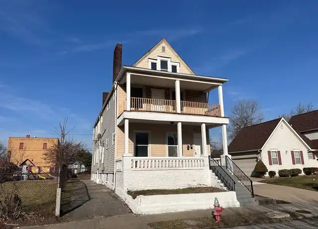Property at 1884 E 81st St Unit 4, Cleveland, OH, 44103, 1 bed, 1 bath, [object Object]