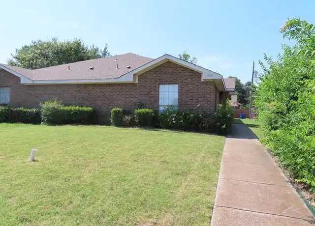 Property at 3054 Modella Ave, Dallas, TX, 75229, 4 beds, 2 baths, [object Object]
