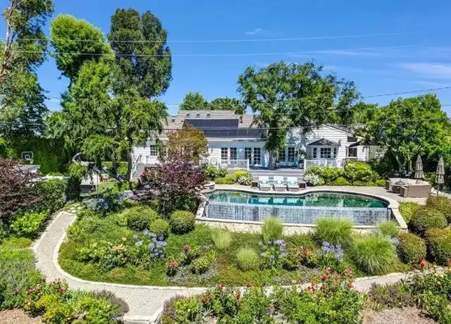 Property at 6 Williamsburg Ln, Rolling Hills, CA, 90274, 3 beds, 3 baths, [object Object]