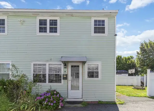 Property at 117-117A Chester St Unit B, Lawrence, MA, 01843, 2 beds, 1 bath, [object Object]