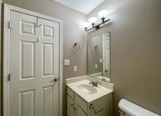 Property at 6 Sun Up Ln, Candler, NC, 28715, 3 beds, 4 baths, [object Object]