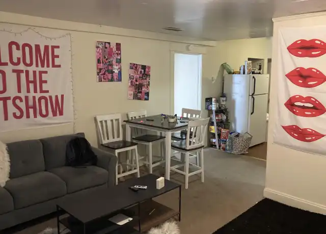 Property at 441 Dallas St, Morgantown, WV, 26505, 2 beds, 1 bath, [object Object]