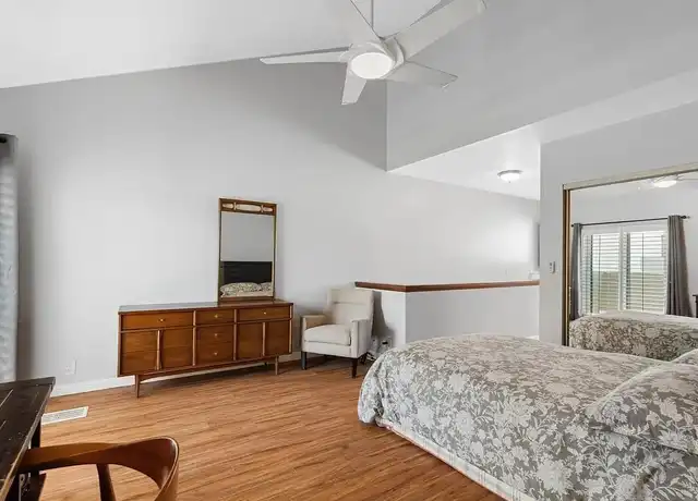 Property at 8726 Villa La Jolla Dr, La Jolla, CA, 92037, 1 bed, 1 bath, [object Object]