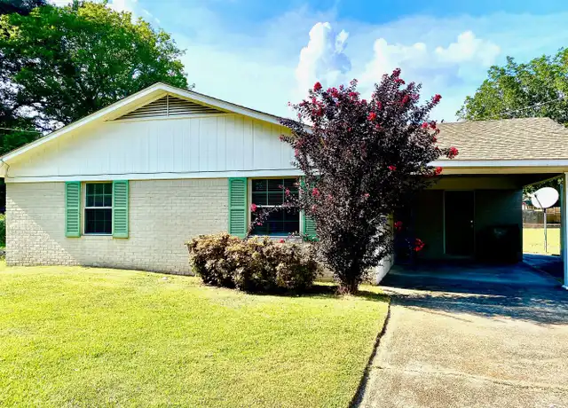 Property at 906 Parish Dr, Tupelo, MS, 38801, 3 beds, 1.5 baths, [object Object]