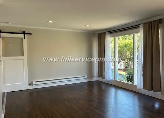 Property at 9322 31st Ave SW, Seattle, WA, 98126, 3 beds, 1.5 baths, [object Object]