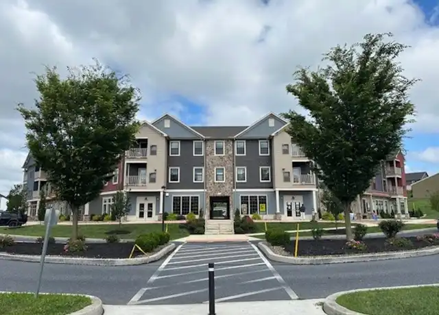 Property at 1708 Fairmont Dr Unit 308, Harrisburg, PA, 17111, 2 beds, 2 baths, [object Object]