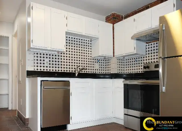 Property at 162 Broadway Unit 162B, Somerville, MA, 02145, 2 beds, 1 bath, [object Object]
