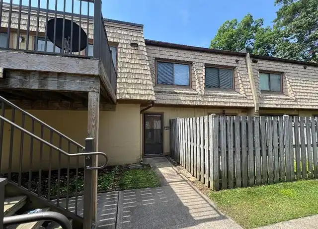 Property at 1534 Monterry Pl, Newport News, VA, 23608, 2 beds, 1.5 baths, [object Object]