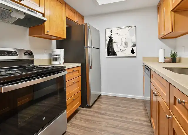 Property at Steel Lake Plaza - 2201 S 312th St, Federal Way, WA, 98003, 1 bed, 1 bath, [object Object]