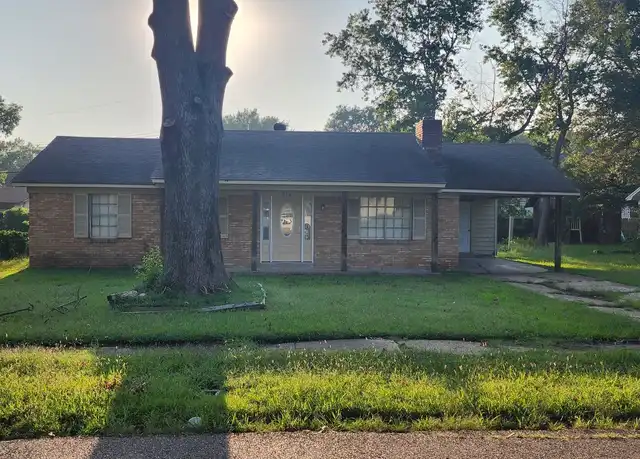Property at 740 N 18th St, West Memphis, AR, 72301, 3 beds, 1 bath, [object Object]